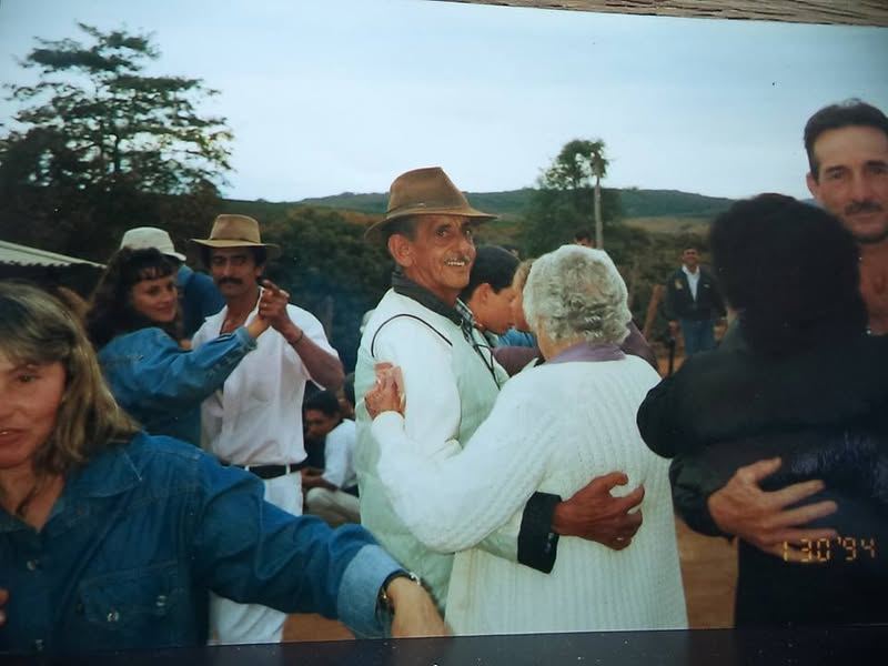 NOS BAILES DA VIDA