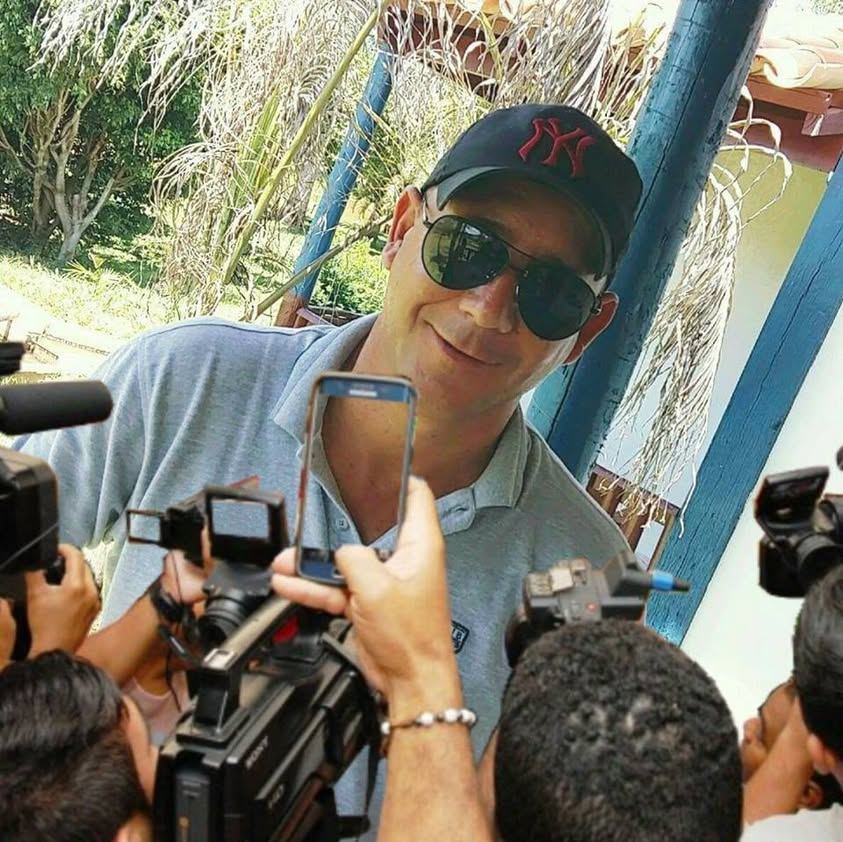 UAI,GENTE! O EDINHO FALOU ÁGUA PAROU