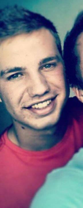 Taí o Pedrão,esse rapazinho bonito,simpático inaugurando em nosso jorn...