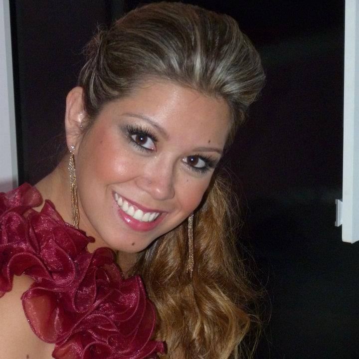 BENZADEUS !!! QUE MUIÉ BONITA