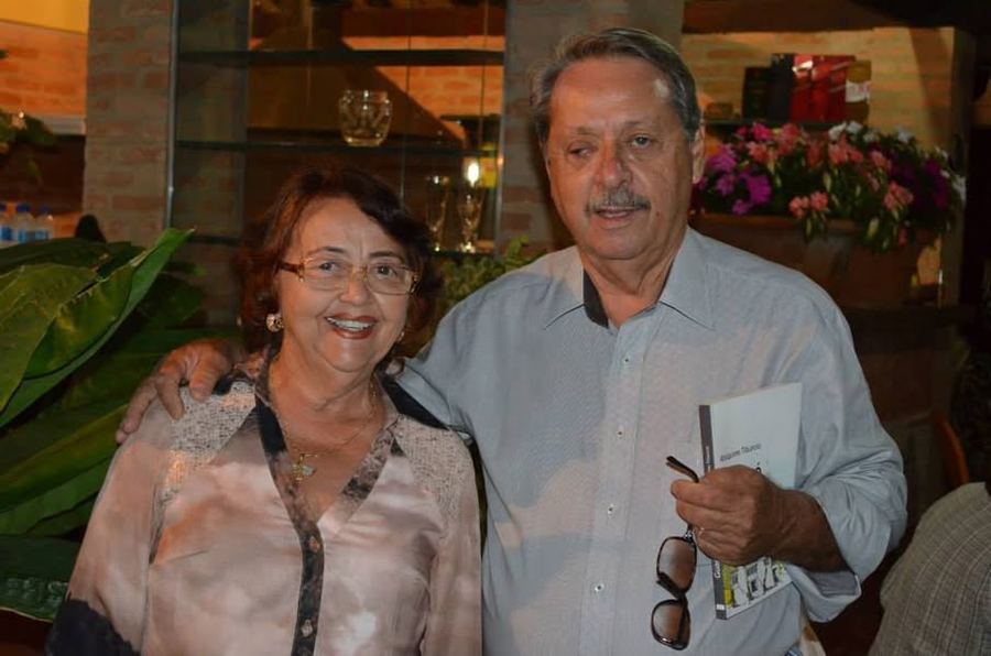 "LENIR" filha de D. MARIA GERALDA,veio de Patos de Minas