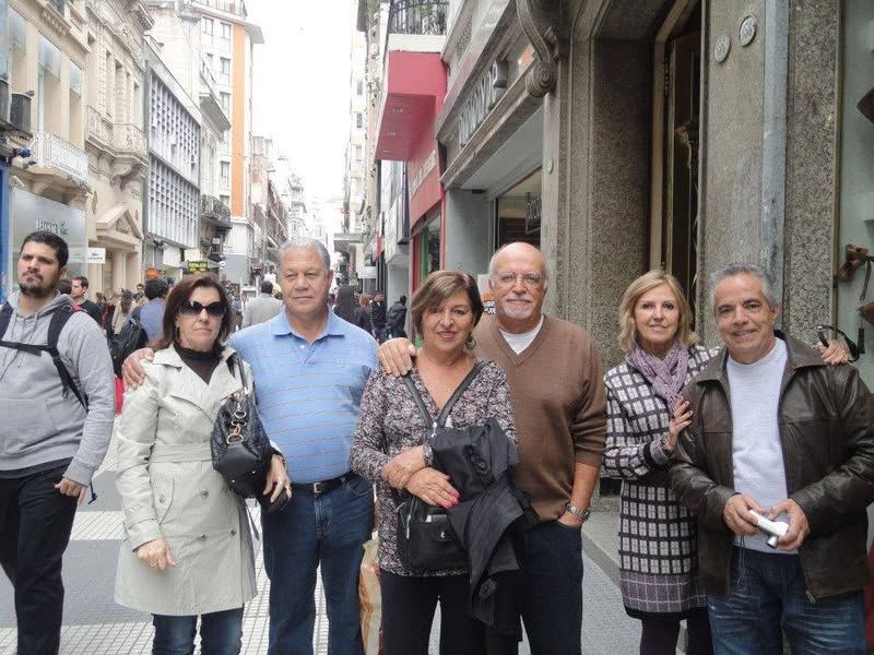 VOCÊ QUE PERGUNTA PELA FAMÍLIA DO VICENTE RAMOS, TAÍ! NOSSO PAPARAZZI...