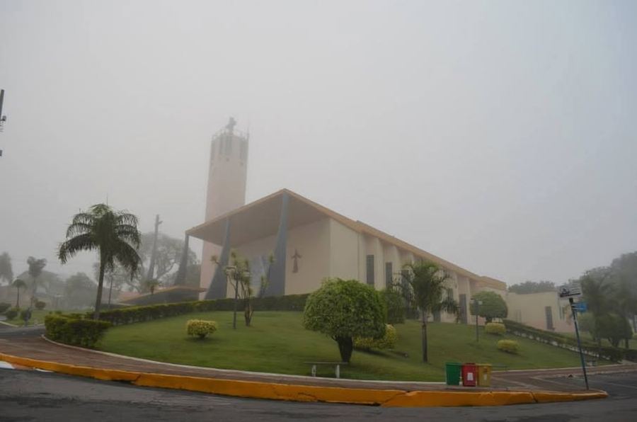 CHOVE CHUVA...CHOVE SEM PARAR