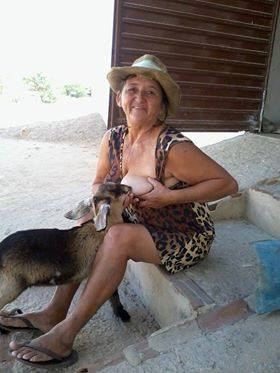 ÊTA PESSOINHA BOA! ELA TEM UM CORAÇÃO BÃO DEMAIS DA CONTA E MUITO LEITE
