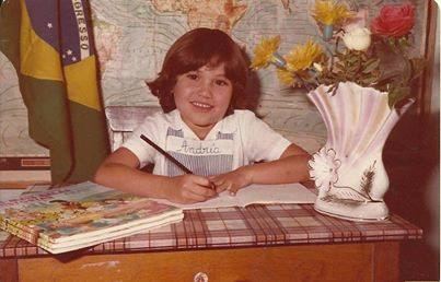 NA ESCOLA D.AGOSTINHA FLOR DE MARIA