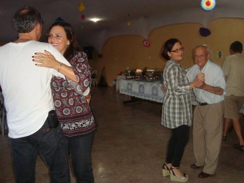 NOS BAILES DA VIDA