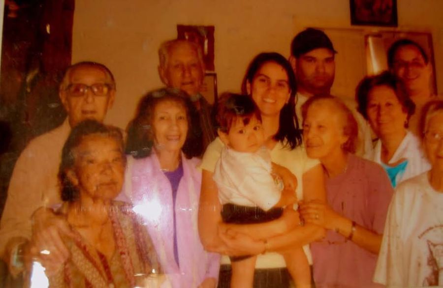 FAMÍLIA VINHAS