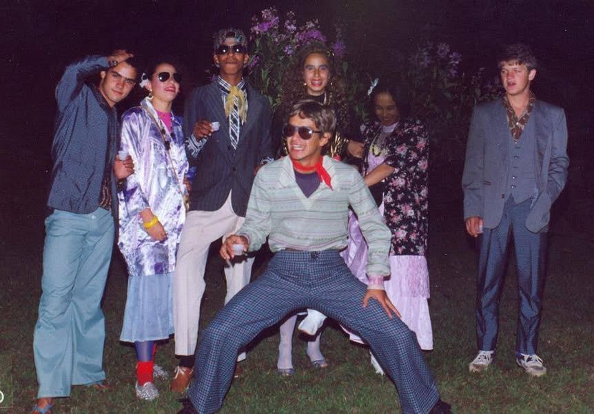 BAILE BREGA...POR QUE PAROU? PAROU POR QUÊ