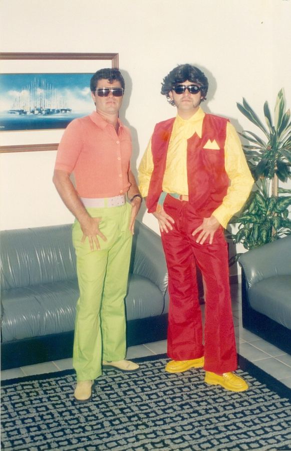 LA MODA MUDA, AINDA BEM