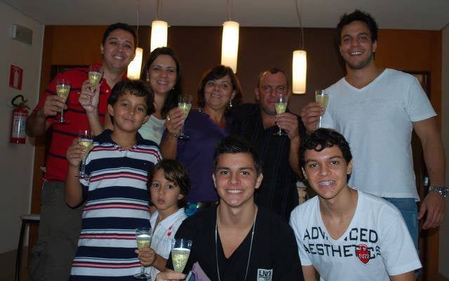 PIEDADE COM ''FIOTES